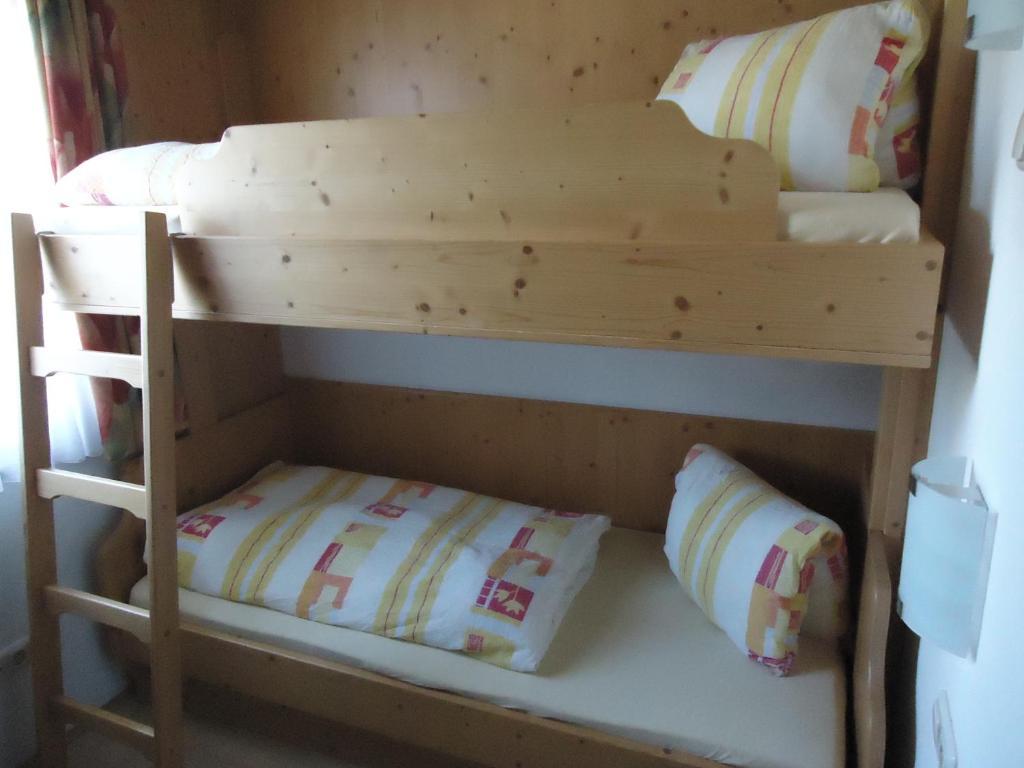 Hotel Dorfgasthof Schloesslstube Stuhlfelden Quarto foto